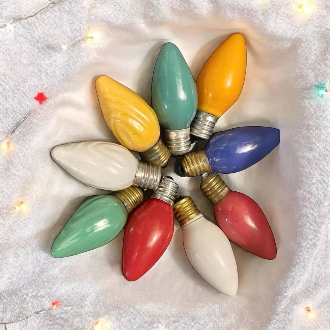 What Size Bulb Fits a Ceramic Christmas Tree? - Tree Treasures
