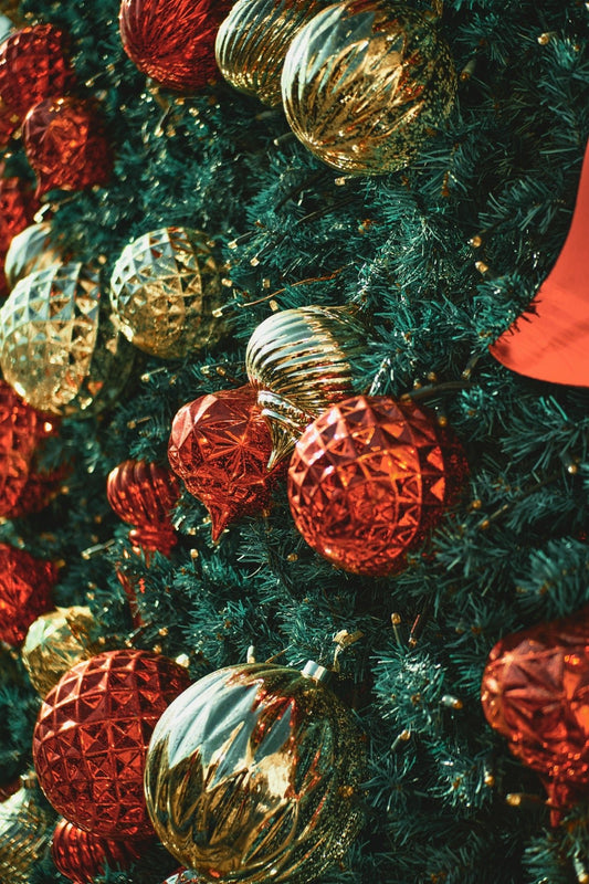10 Charming Christmas Ornaments to Brighten Your Festive Season - Tree Treasures