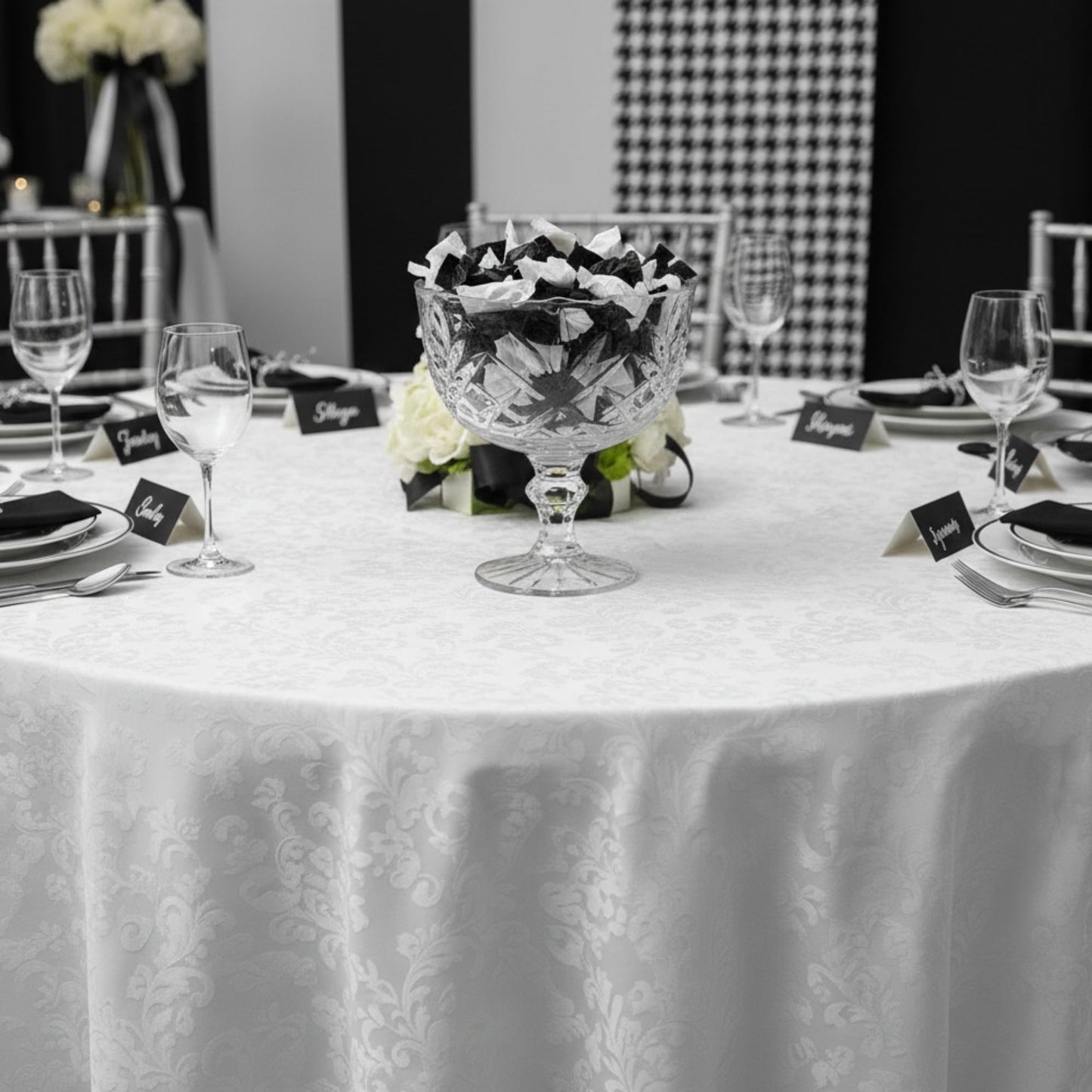 60ct Black & White Buttermints Individually Wrapped – Soft Dinner Mints Bulk for Weddings, Graduation, Candy Buffets & Elegant Party Favors